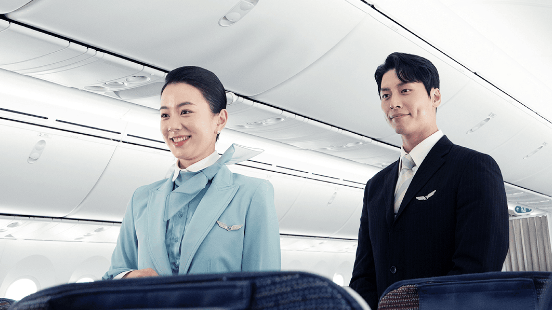 나도 승무원 할 수 있을까?🛫 전공 선택부터 연봉, 외모/키 기준까지 A to Z 안내서 대표 이미지